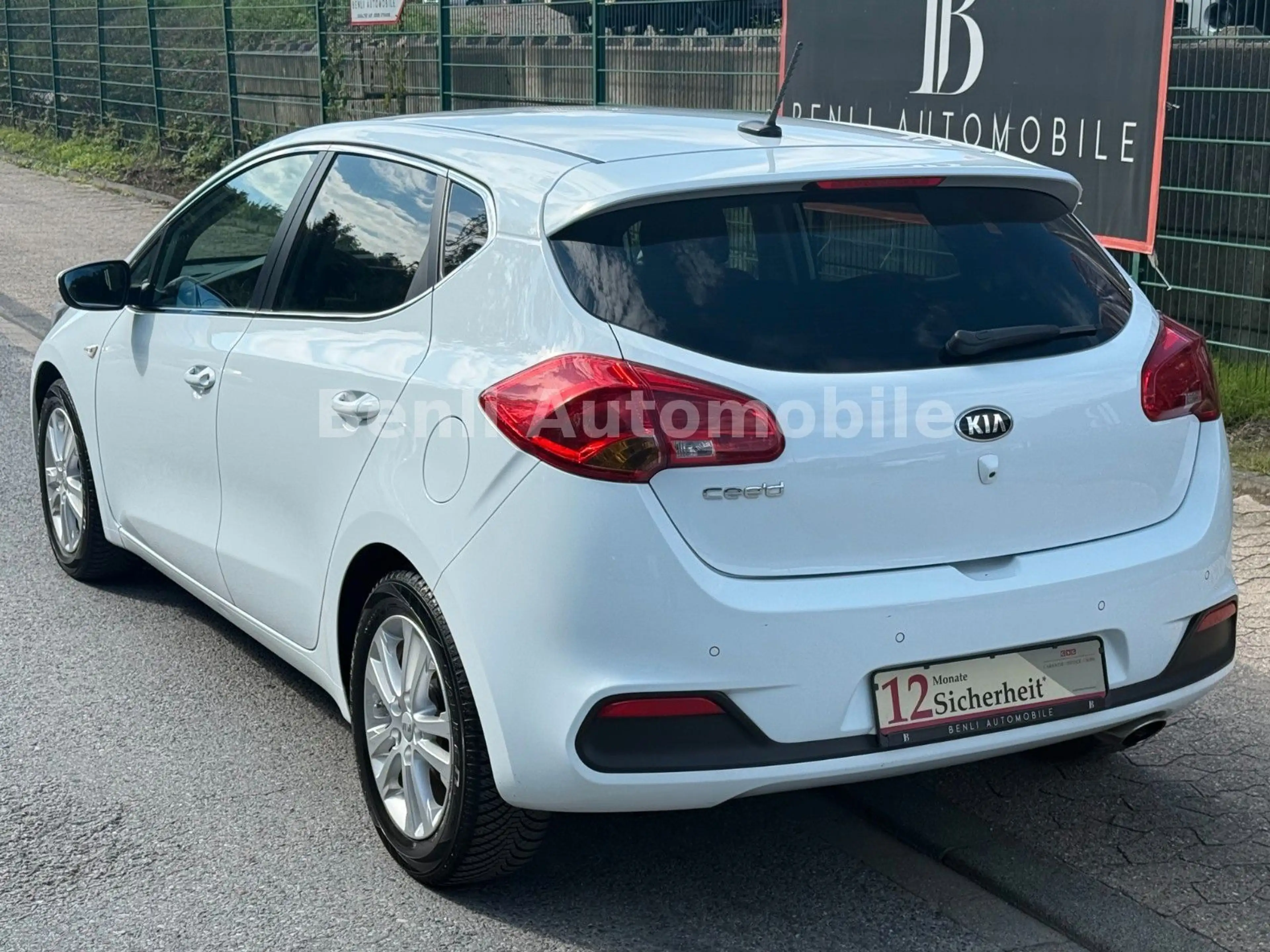 Kia Ceed / cee'd Dream Team/NAVI/SHZ/KAMERA/TMP/LED/ — photo 3