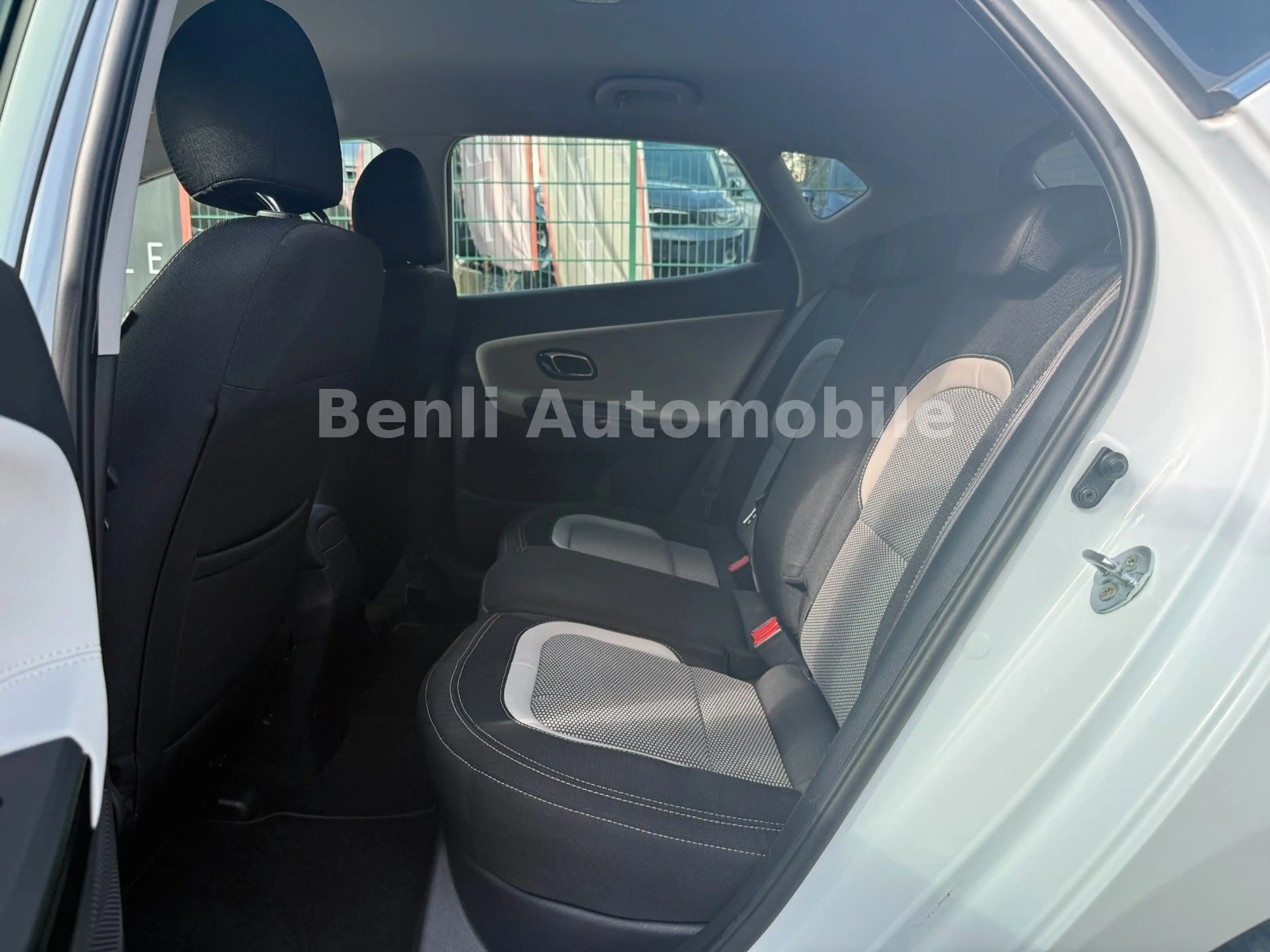 Kia Ceed / cee'd Dream Team/NAVI/SHZ/KAMERA/TMP/LED/ — photo 12