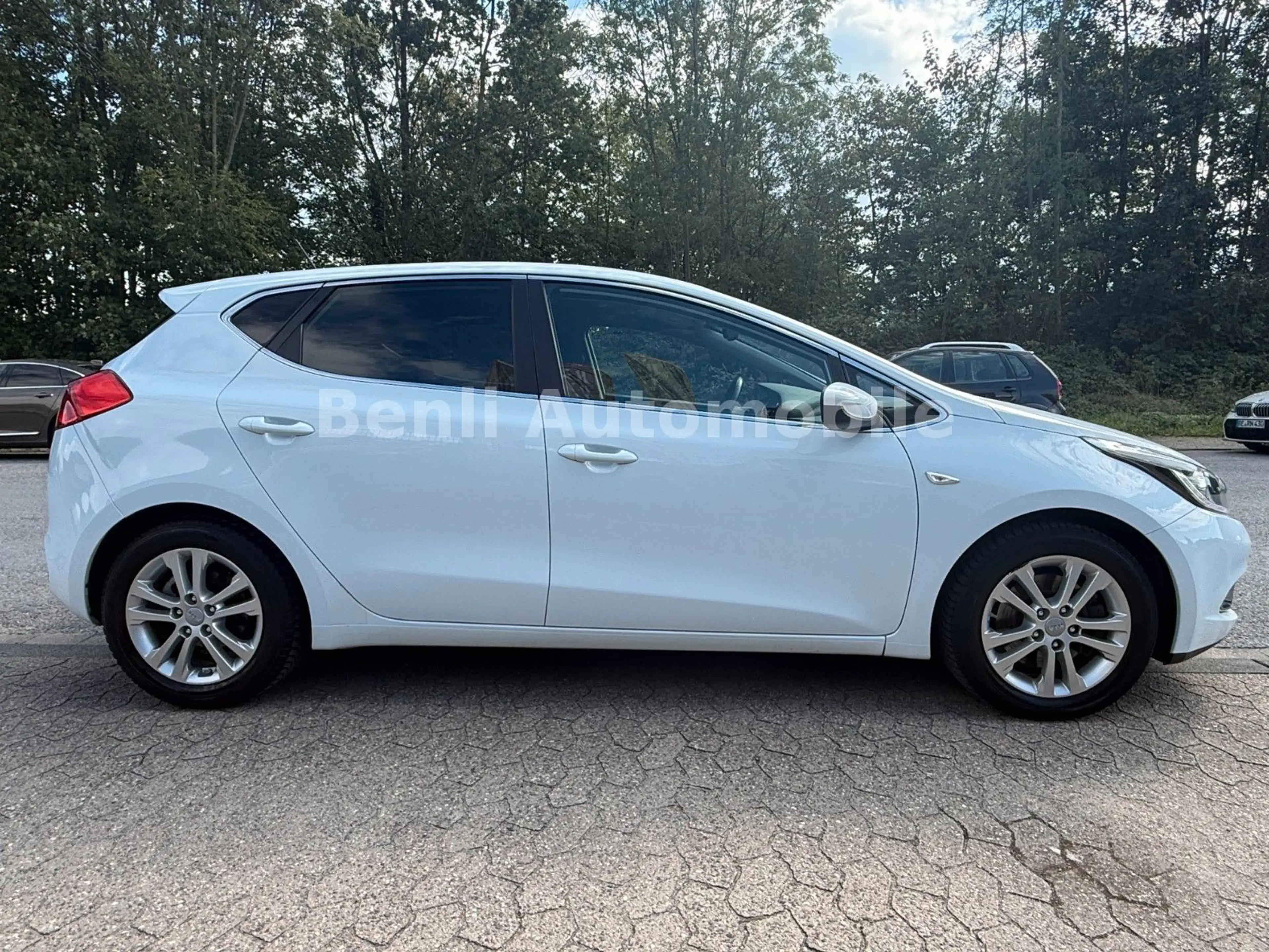 Kia Ceed / cee'd Dream Team/NAVI/SHZ/KAMERA/TMP/LED/ — photo 6