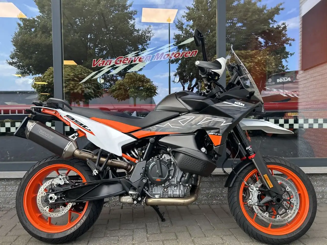 KTM 890 SMT