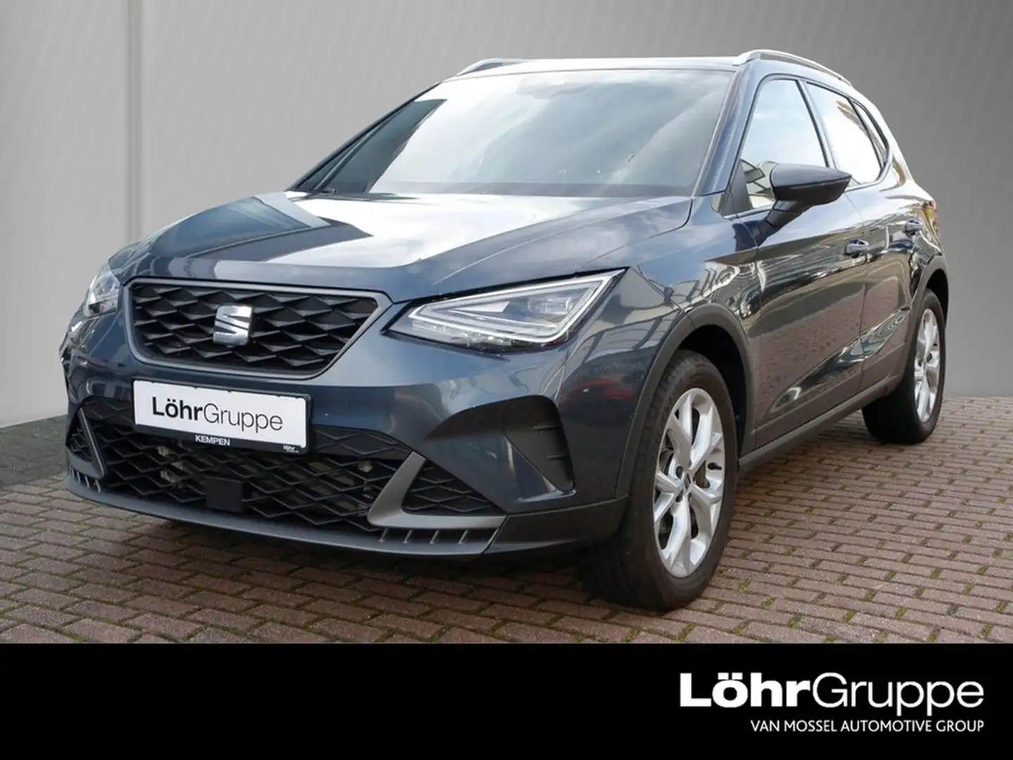 SEAT Arona 1.5 TSI DSG FR Grau - 1
