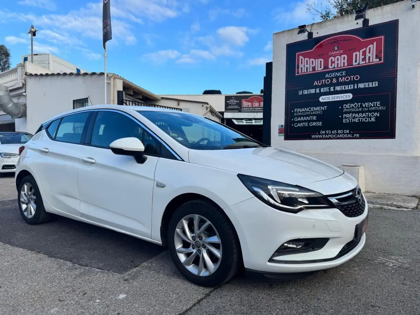 Opel Astra Astra 1.0i Turbo - 105 Ecotec S\u0026S - BV Easytronic K BERLINE Innovation PHASE 1 Blanc - 1