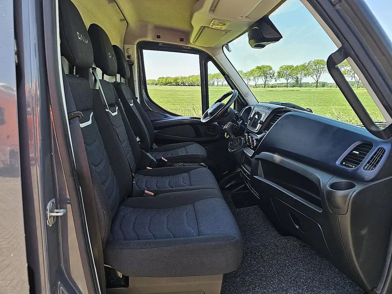 Iveco Daily 2021 — фото 10