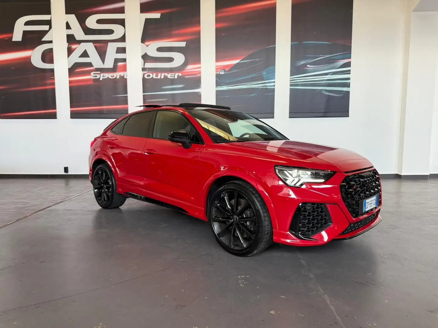 Audi RS Q3 Q3 Sportback RS 2.5 quattro s-tronic Rood - 1