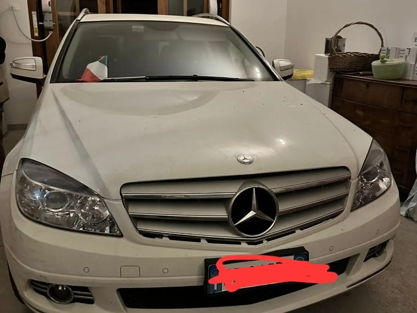Mercedes-Benz 220 CDI White - 1