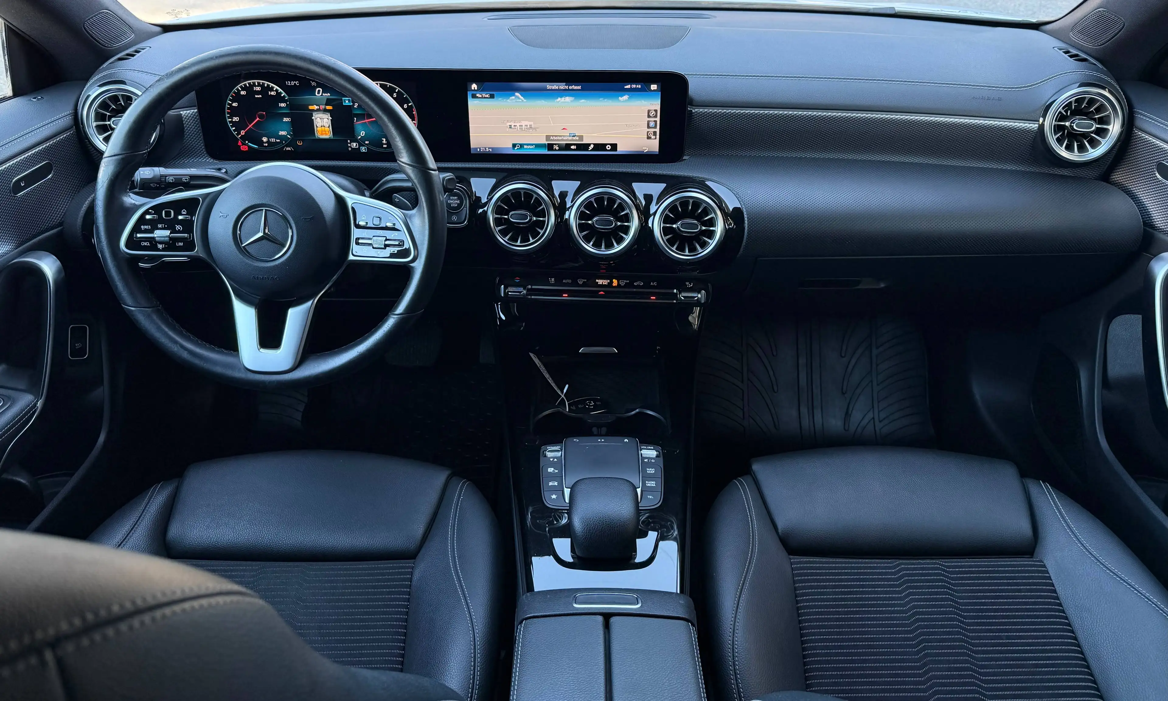 Mercedes-Benz CLA 180 SB Aut. *Ö-1.Besitz*AHK*RFK*Leder*Amiente*Night* — photo 21