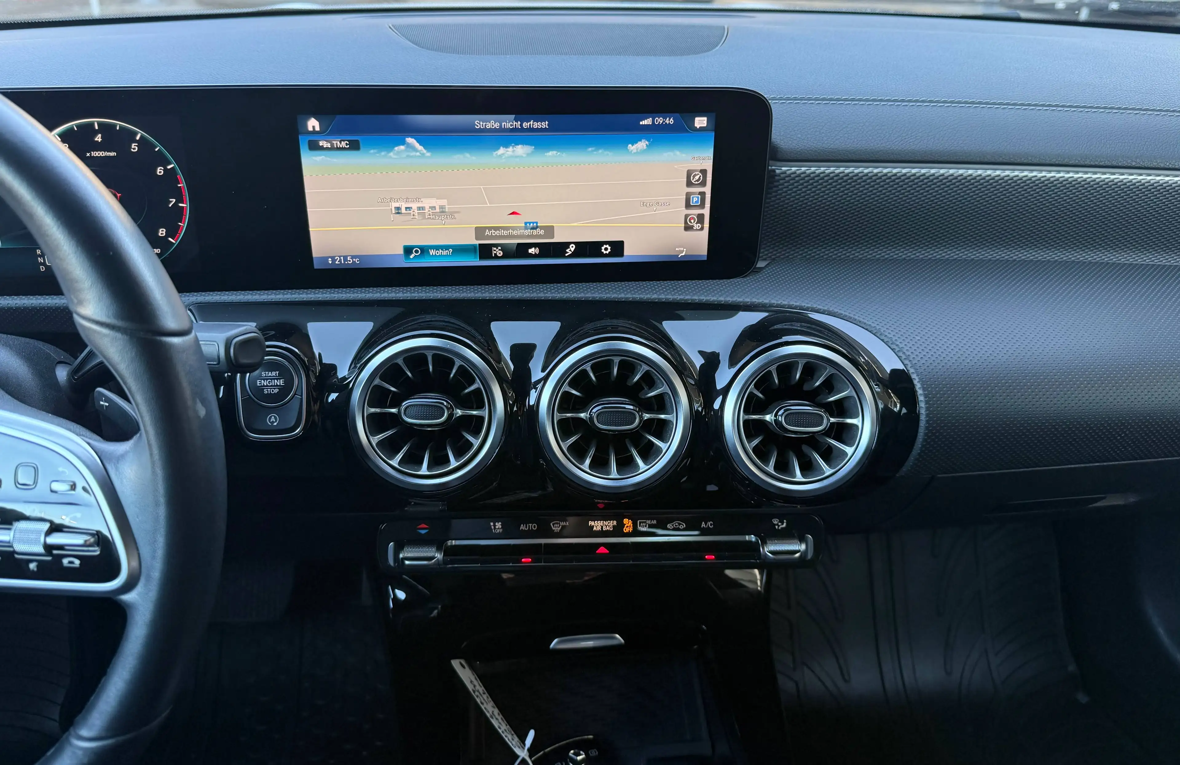 Mercedes-Benz CLA 180 SB Aut. *Ö-1.Besitz*AHK*RFK*Leder*Amiente*Night* — photo 24