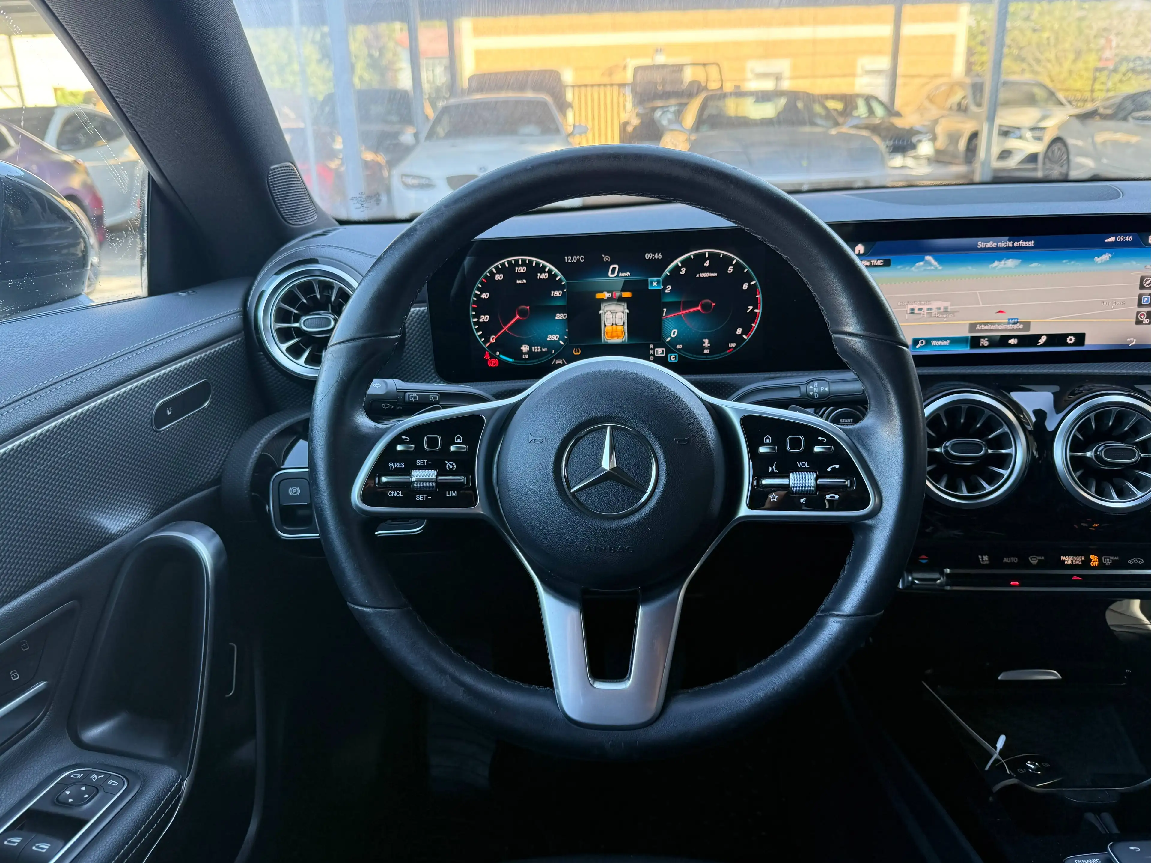 Mercedes-Benz CLA 180 SB Aut. *Ö-1.Besitz*AHK*RFK*Leder*Amiente*Night* — photo 23