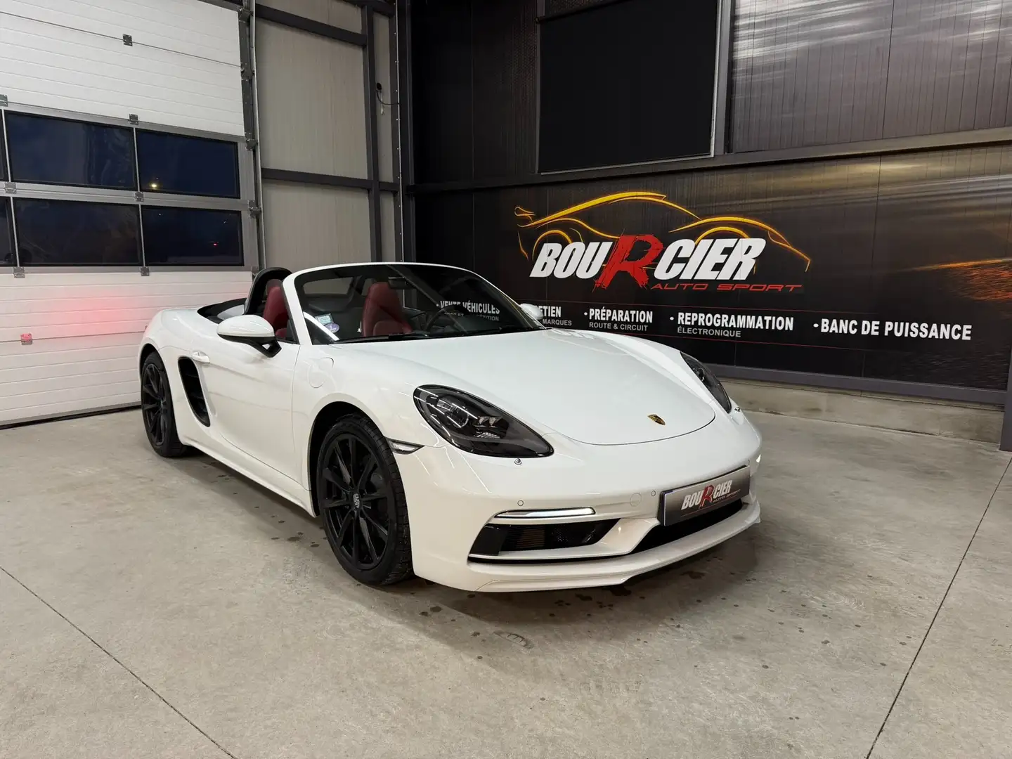 Porsche 718 Boxster T Blanc - 2