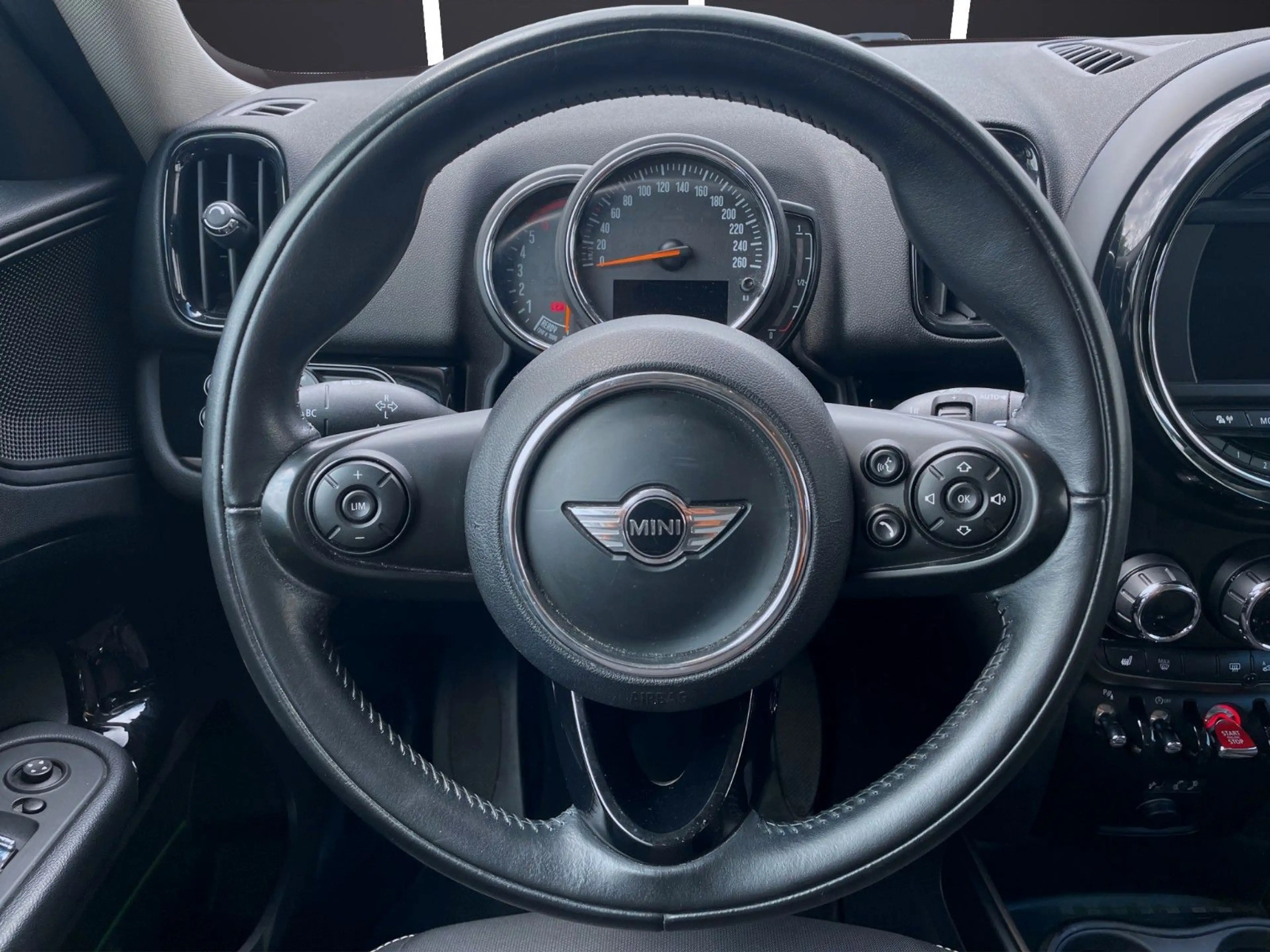 MINI One D Countryman JCW~1Hand~Parkassistent~PDC~MFL — photo 14
