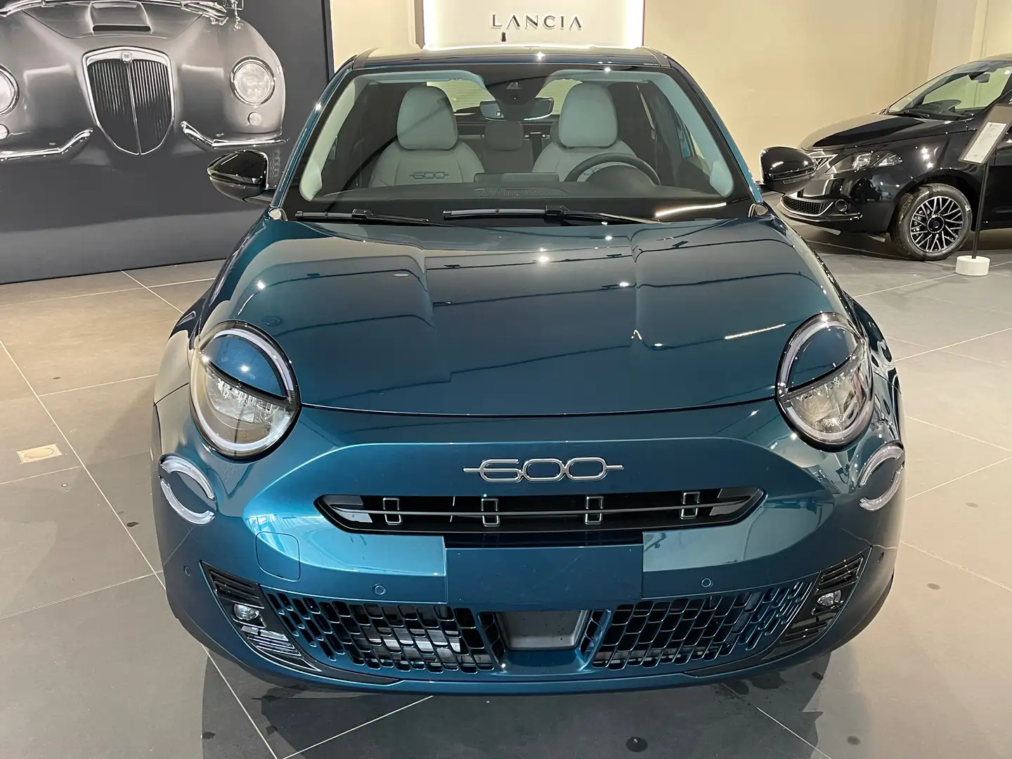 Fiat 600 1.2 Hybrid 100cv CON ROTTAMAZIONE Blu/Azzurro - 2