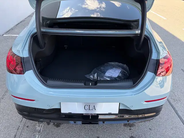 Mercedes-Benz CLA 250 + mit EQ Technologie Ansicht 19
