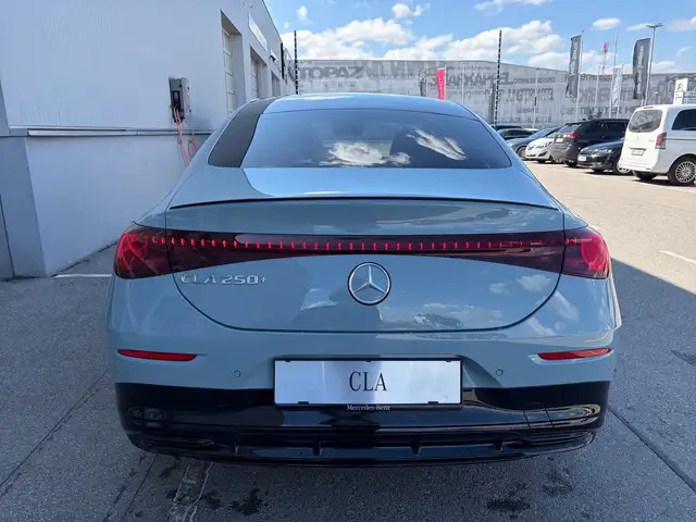 Mercedes-Benz CLA 250 + mit EQ Technologie Ansicht 18