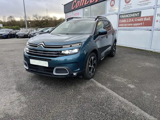 Citroen C5 Aircross view 2