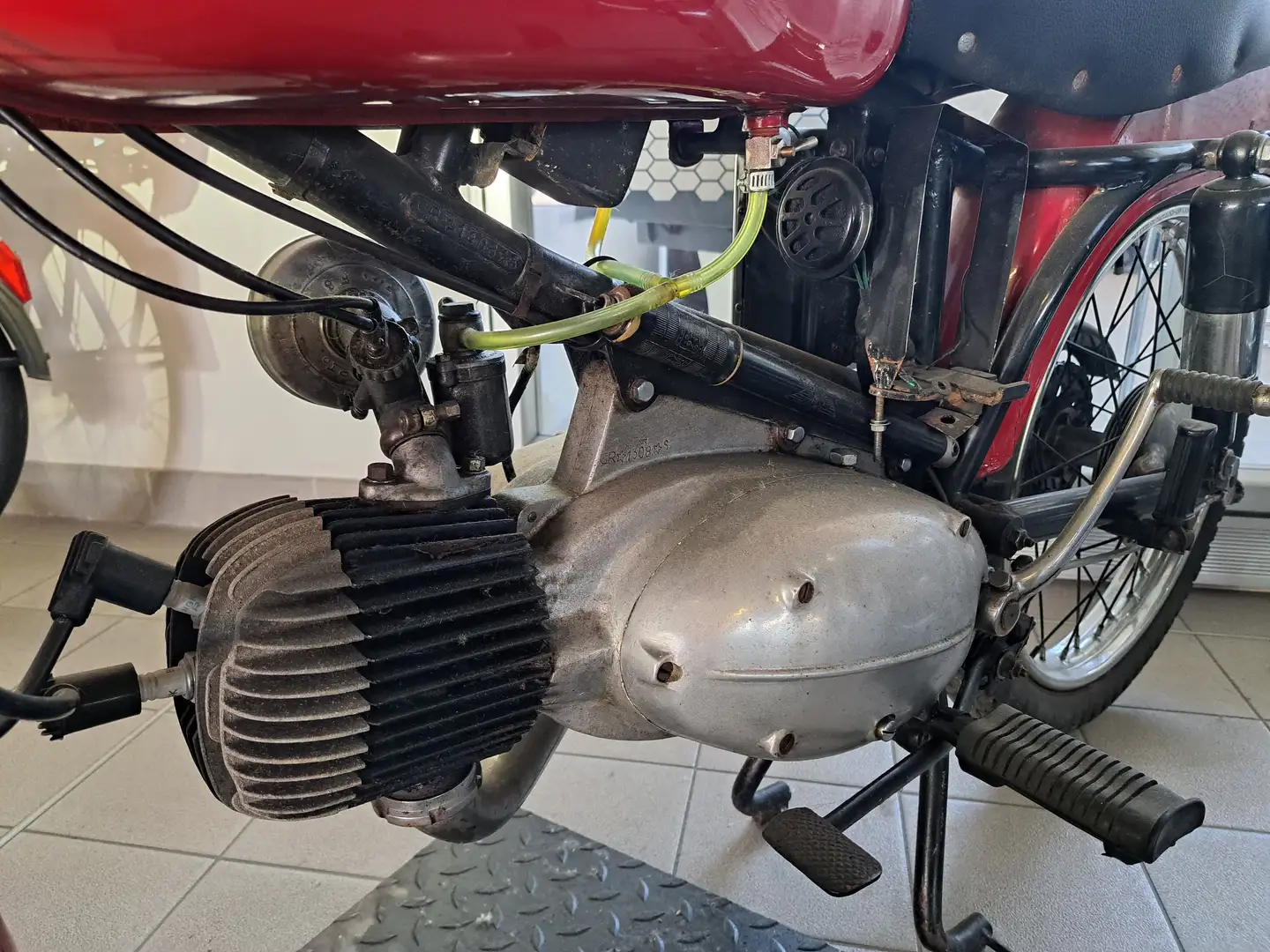 Moto Guzzi - 1