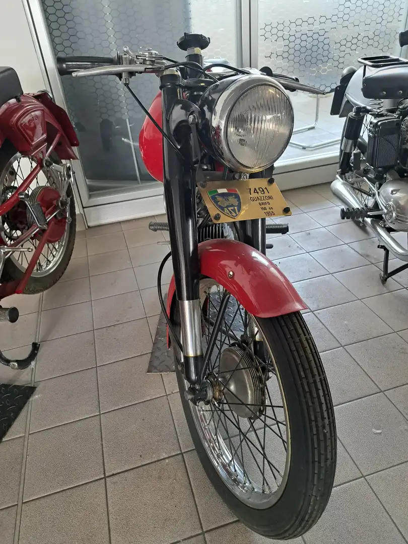 Moto Guzzi - 2