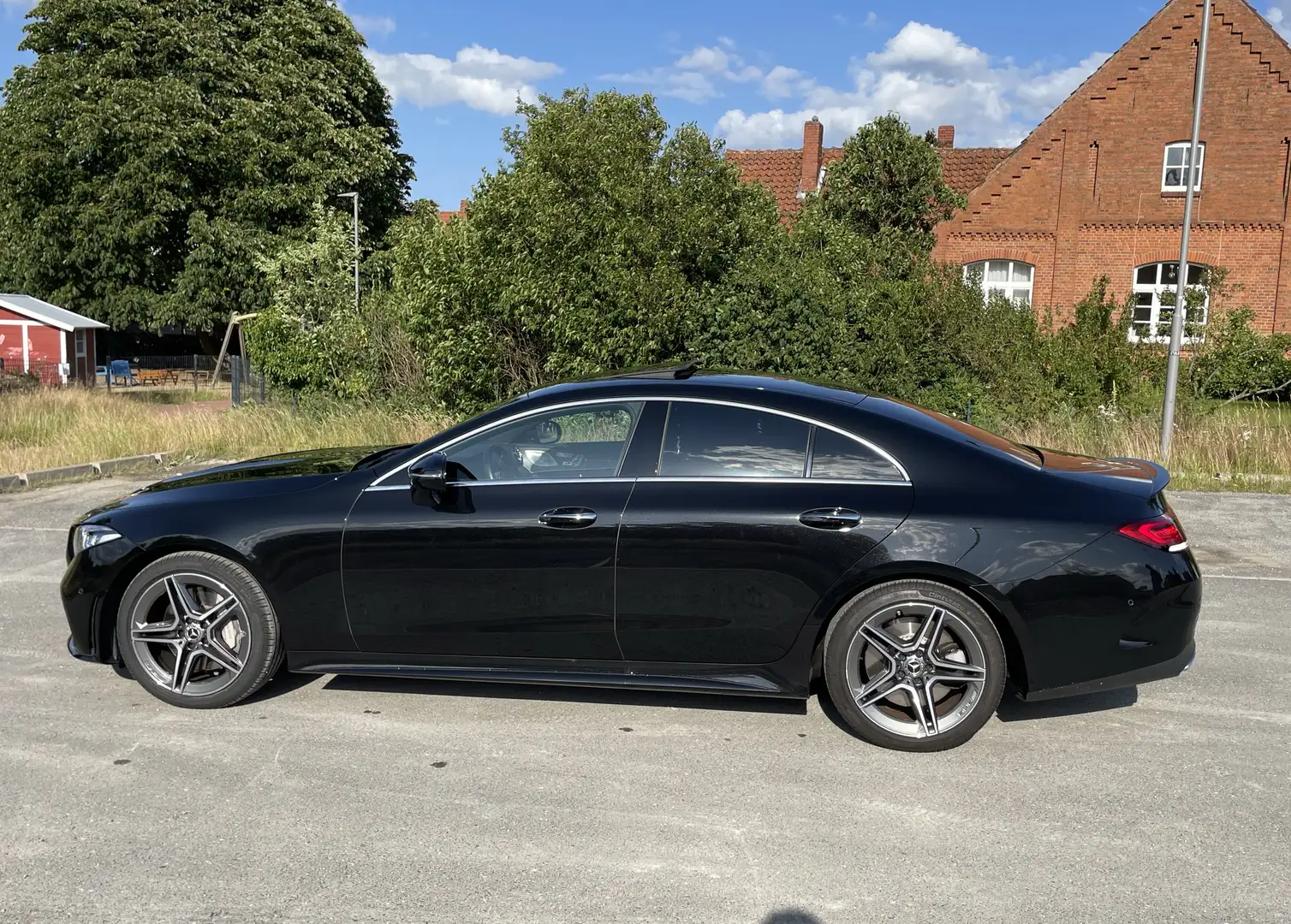 Mercedes-Benz CLS 450 4Matic AMG/LED/360°/ACC/SCHIEBE/BELÜFT Zwart - 2