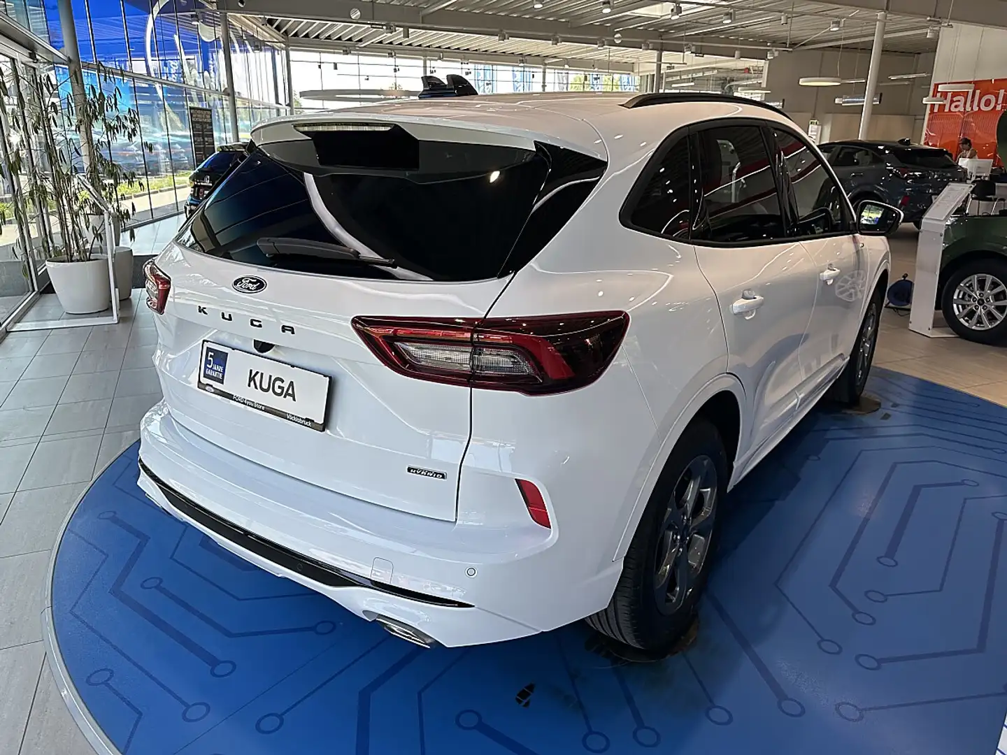 Ford Kuga 2,5 Duratec PHEV ST-Line X Aut. Weiß - 2
