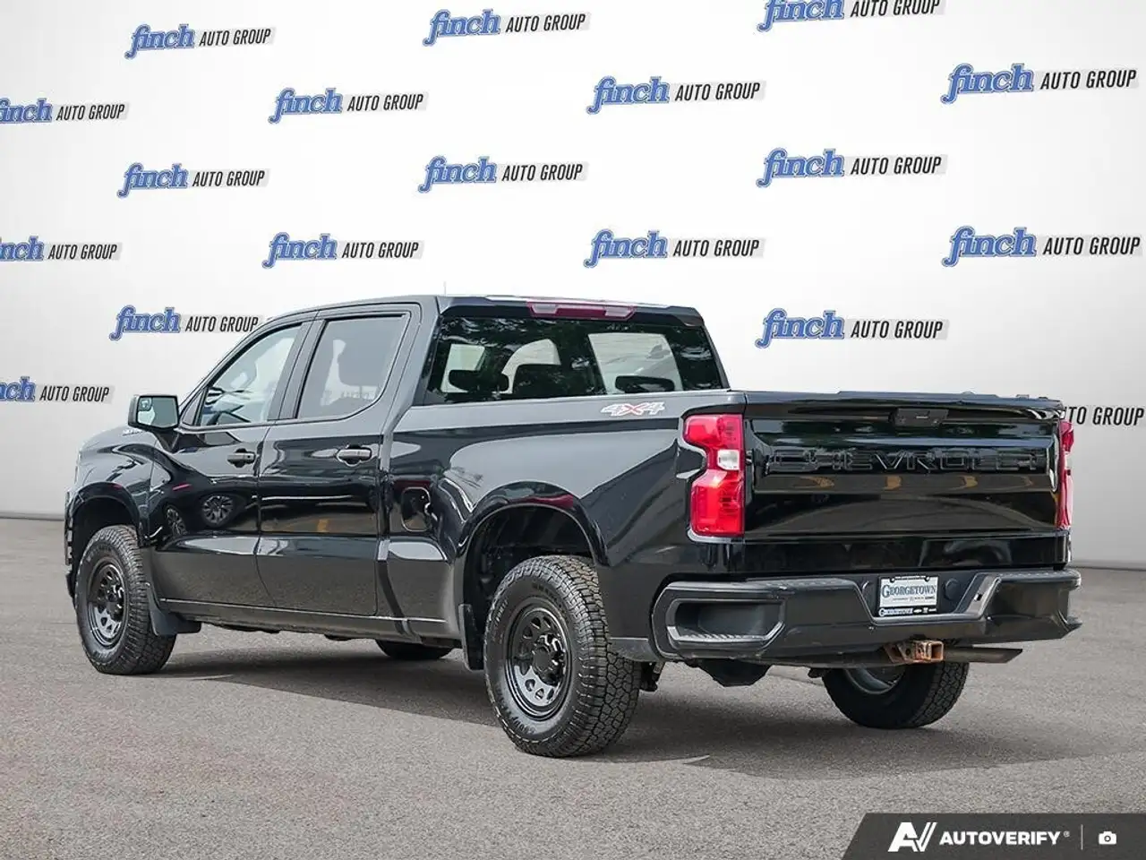Chevrolet Silverado 1500 снимка Chevrolet Silverado 1500