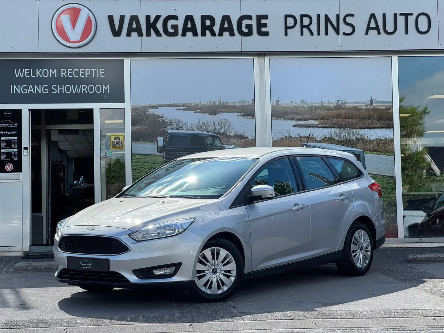 Ford Focus Wagon 1.5 TDCI Lease Edition |NAVI|CLIMA|PARK SENS Šedá - 1