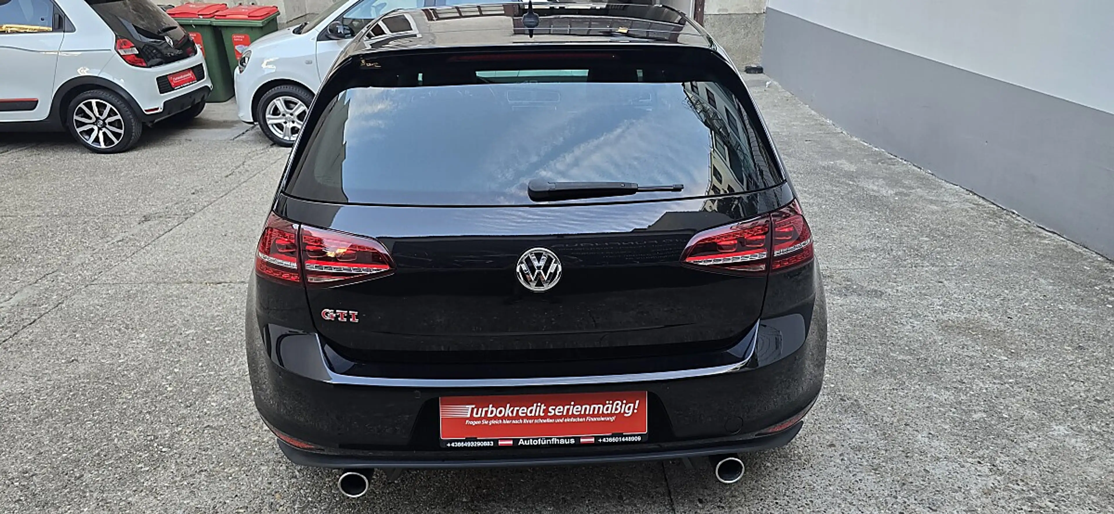 Volkswagen Golf GTI "Performance" BlueMotion 2,0 TSI — photo 5