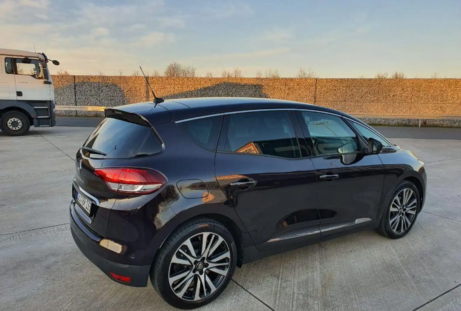 Renault Scenic Scenic 1.6 dci energy Initiale Paris edc Burdeos - 1