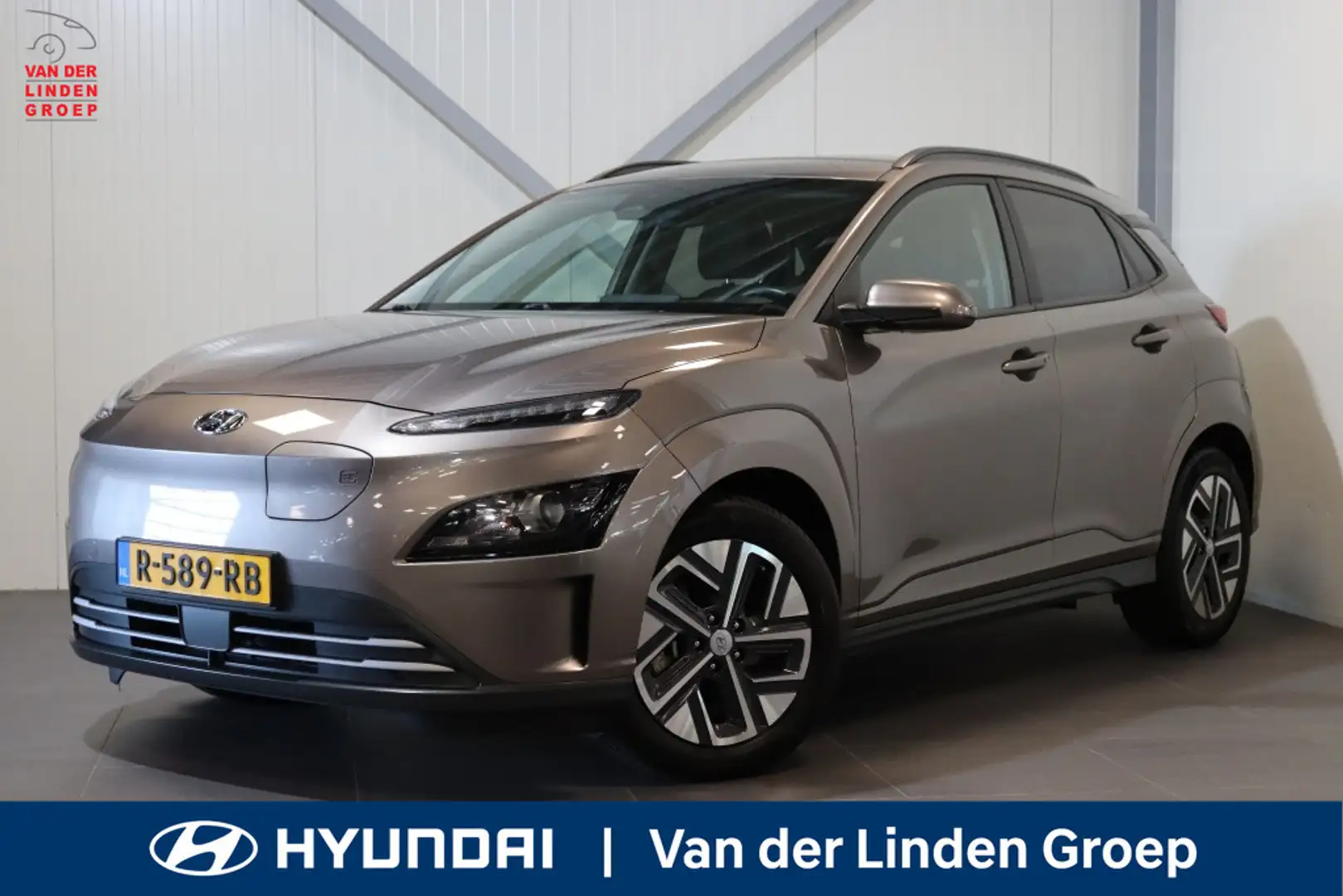 Hyundai KONA EV Fashion 39 kWh|Navi|HUD|NL-Auto|Camera|PDC|Rijk Brun - 1