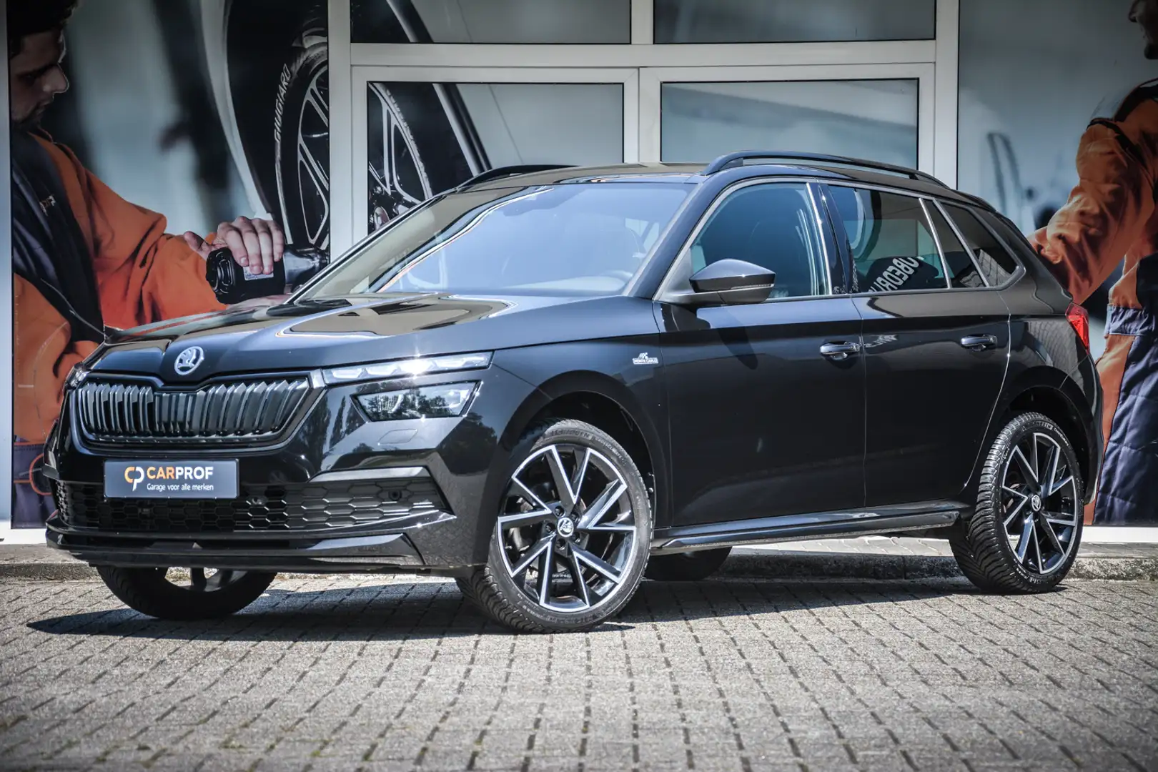 Skoda Kamiq 1.0 TSI 81kW/110pk DSG Monte Carlo Zwart - 1