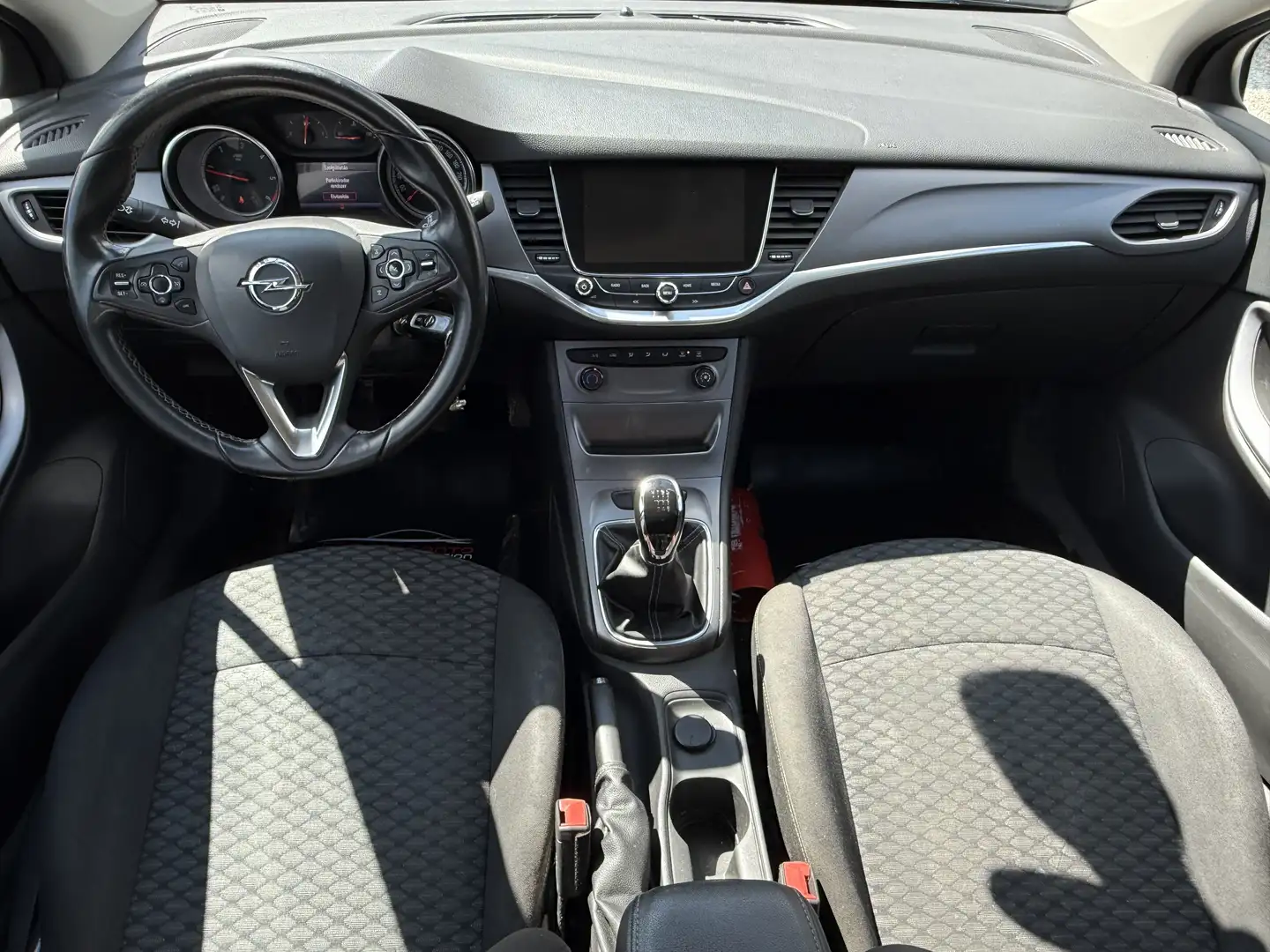Opel Astra Sports Tourer 1.6 CDTi Euro 6b ! VENTE PRO ! Gris - 2