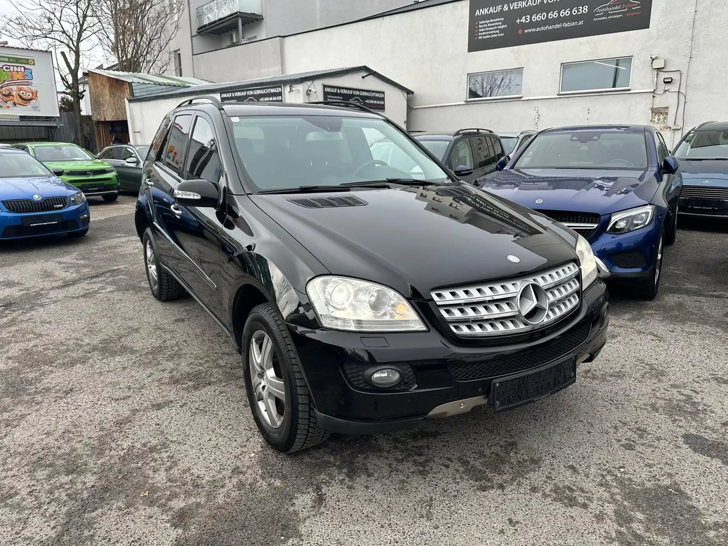 Mercedes-Benz ML 320 CDI 4MATIC Autom. 224PS technisch TOP Pickerl 5/26 Schwarz - 1