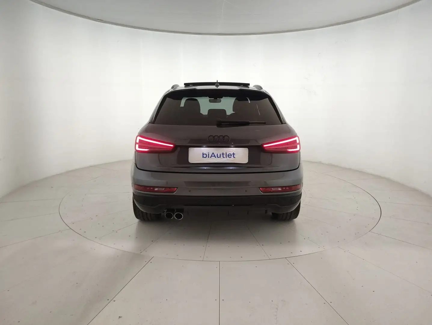 Audi Q3 2.0 tdi S line edition quattro 184cv s-tronic - 2