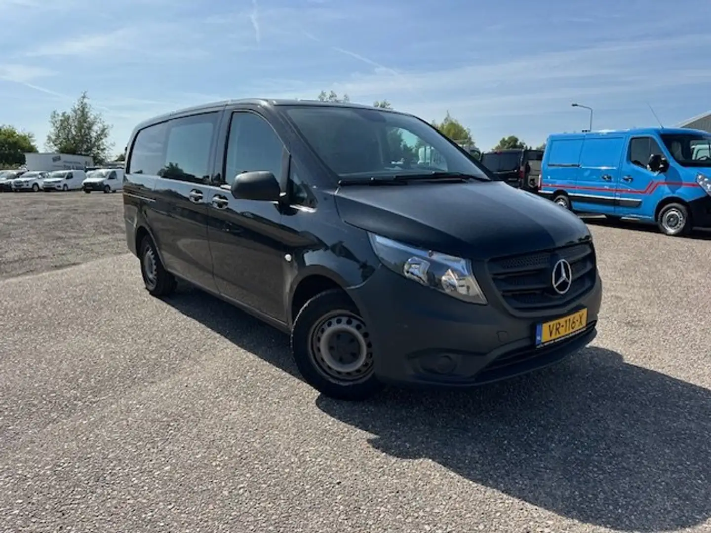 Mercedes-Benz Vito 114 CDI Lang Dub Cab RWD ! NAVI-CAMERA -KLIMA Zwart - 2