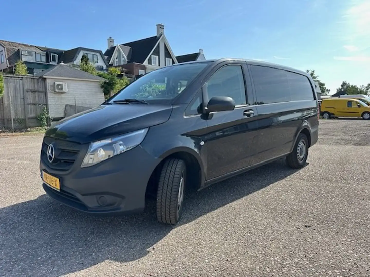 Mercedes-Benz Vito 114 CDI Lang Dub Cab RWD ! NAVI-CAMERA -KLIMA Zwart - 1
