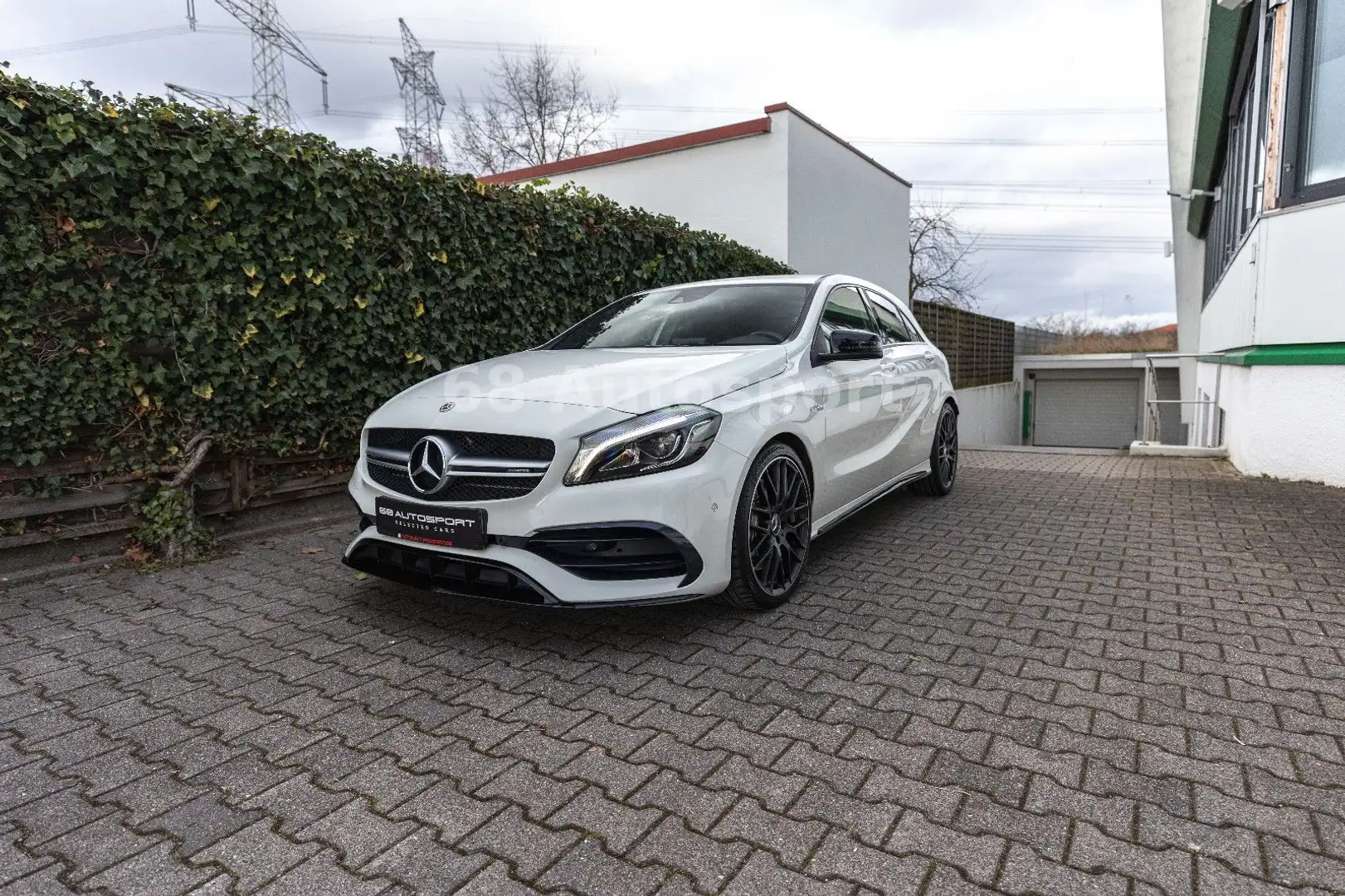 Mercedes-Benz A 45 AMG NIGHT+SPORTABGAS+H/K+COMAND+KAMERA Blanc - 1