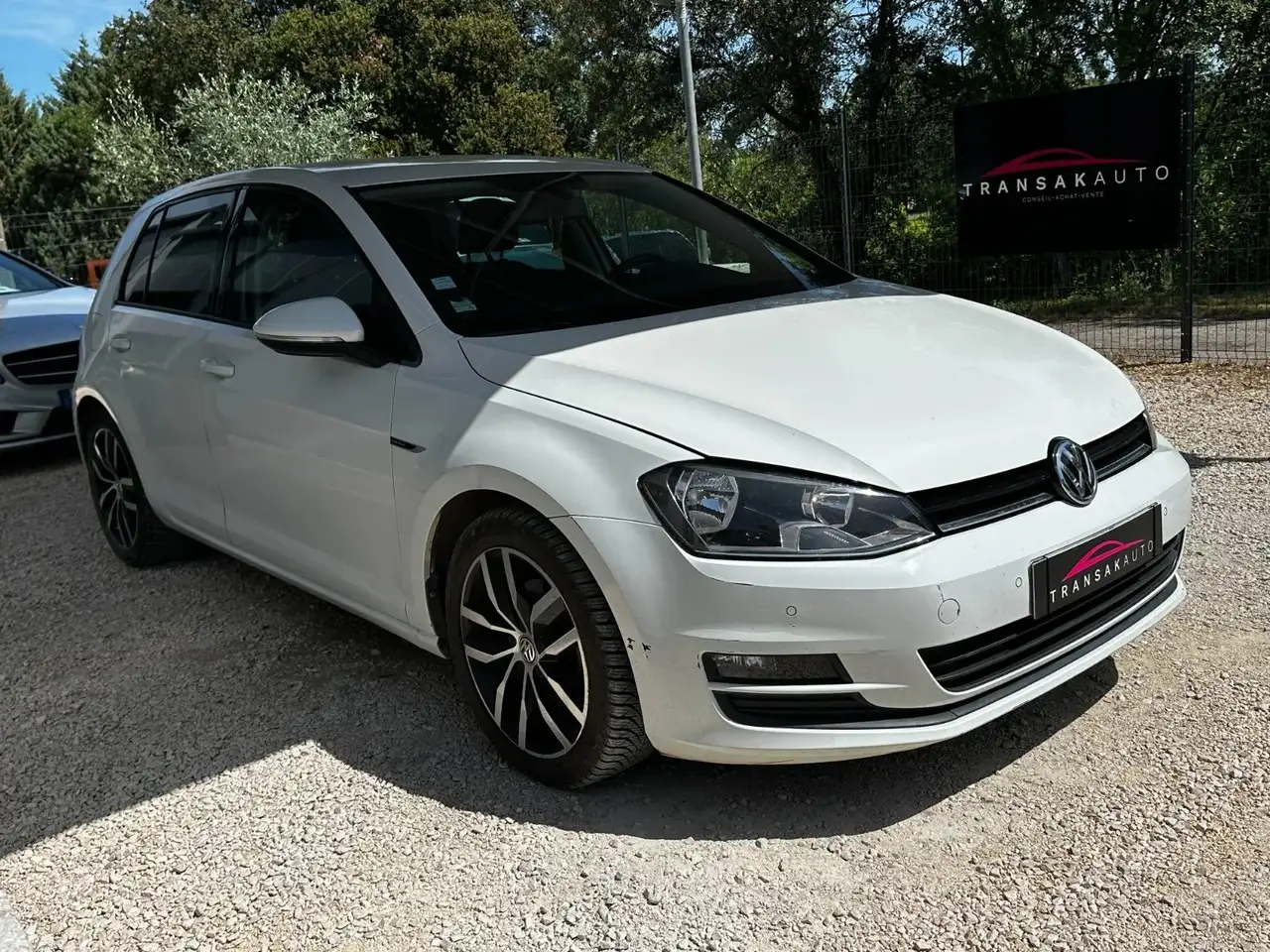 Volkswagen Golf Standard Model — photo 3