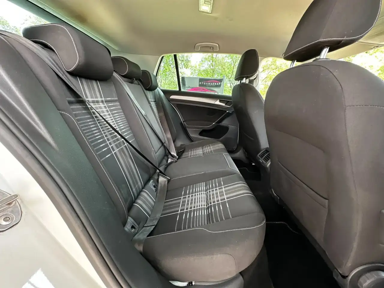 Volkswagen Golf Standard Model — photo 16