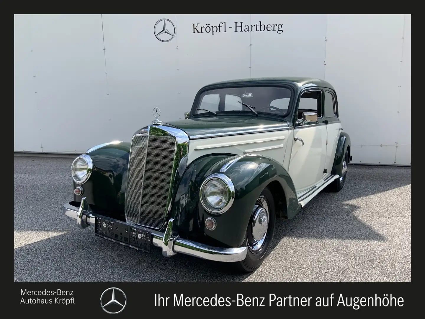 Mercedes-Benz 220 W187 Limousine Verde - 1