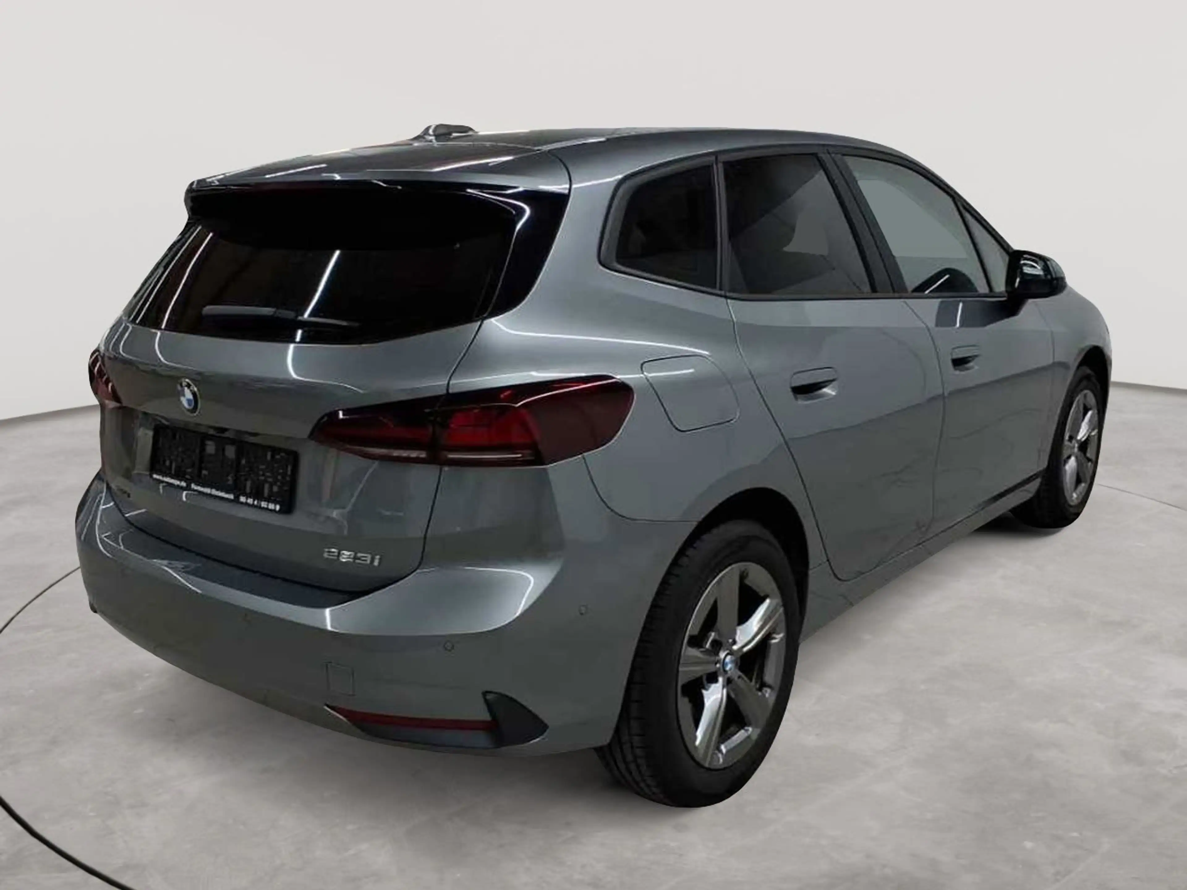 BMW 223 223i xDrive Active Tourer Aut. Navi Leder SHZ — photo 4