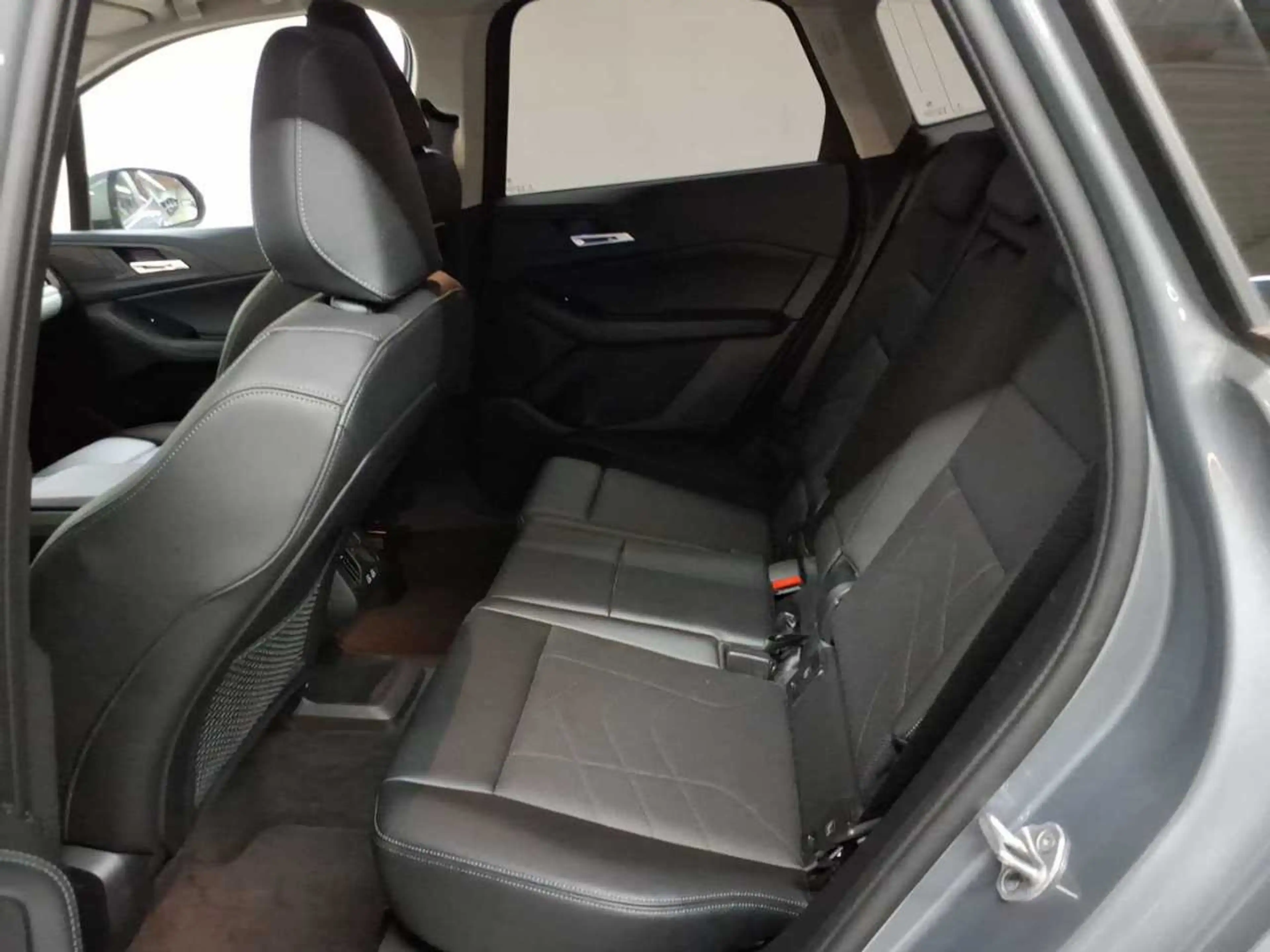 BMW 223 223i xDrive Active Tourer Aut. Navi Leder SHZ — photo 13