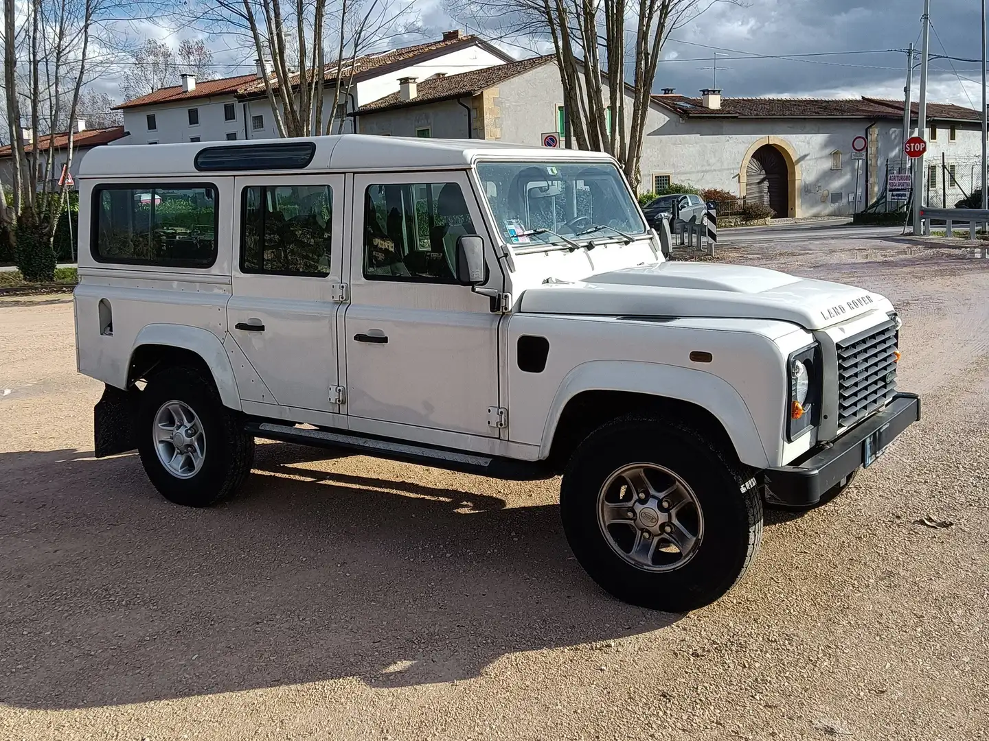 Land Rover Defender Defender VI 2007 110/130 110 2.4 td S SW Bianco - 1