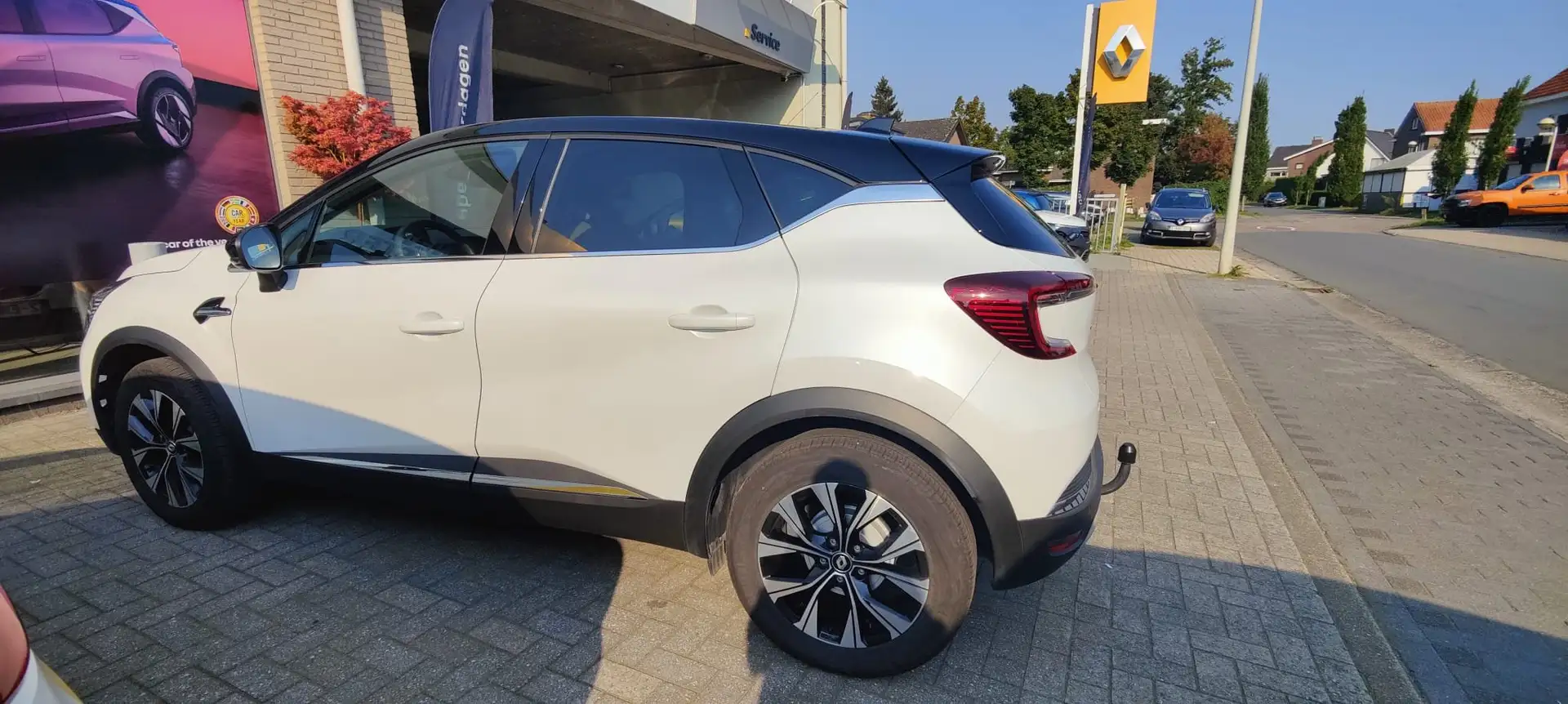 Renault Captur Mild hybrid TCe 140 Techno EDC GPF Weiß - 2