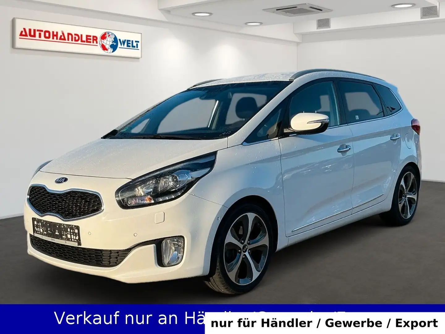 Kia Carens 1.7 CRDi Spirit Klimaaut. Navi PDC Sitzhe Weiß - 1