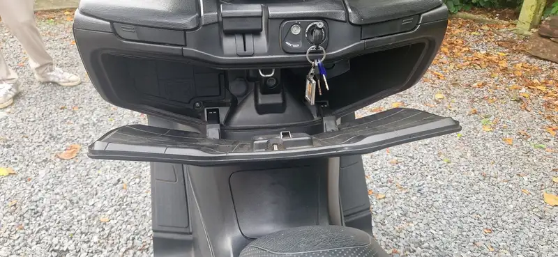 Suzuki Burgman 400 - foto 6