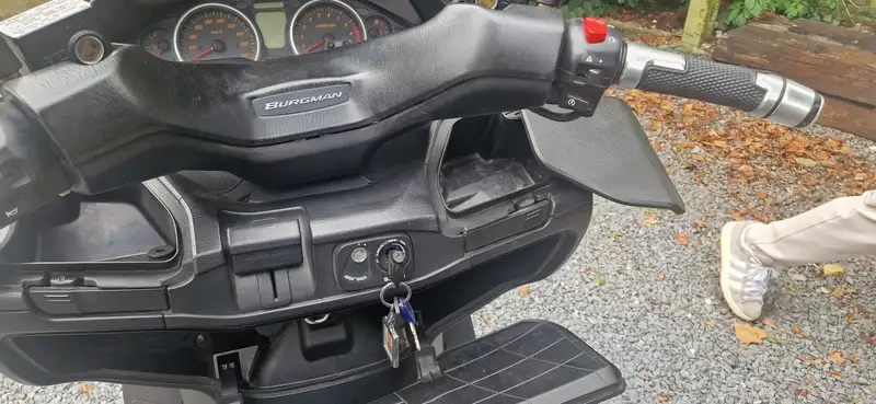 Suzuki Burgman 400 - foto 7