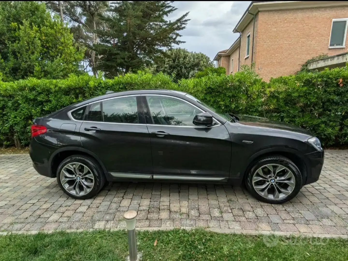 BMW X4 xdrive20d xLine auto con 58000 km Grigio - 1