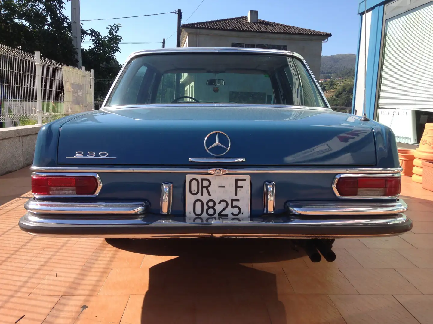 Mercedes-Benz 230 230E Azul - 2