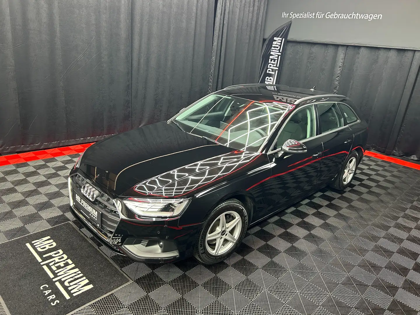 Audi A4 35 TDI *163PS*LED*NAVI*MASSAGESITZE* Zwart - 1