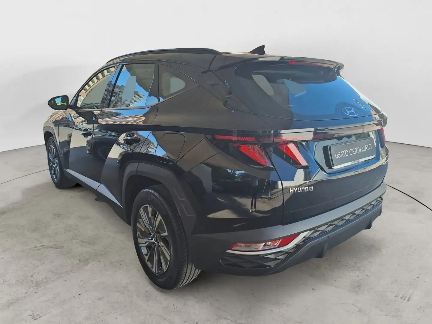 Hyundai TUCSON 1.6 T-GDI 150 CV 48V M-Hybrid XTech Schwarz - 2