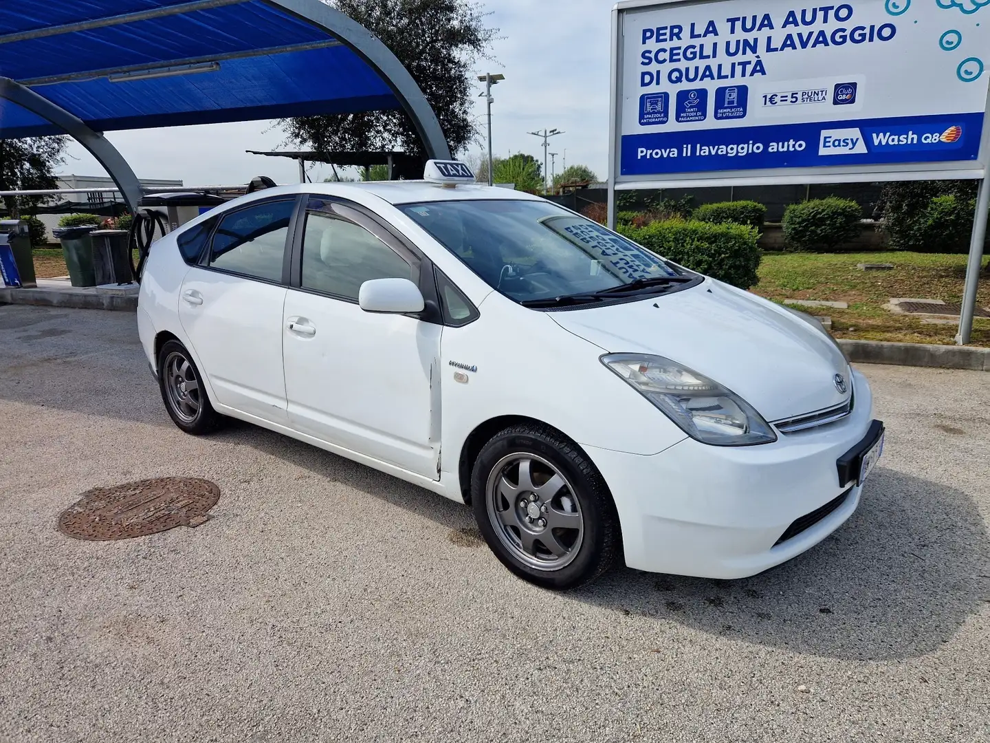 Toyota Prius 1.5 ibrida 78cv Bianco - 2