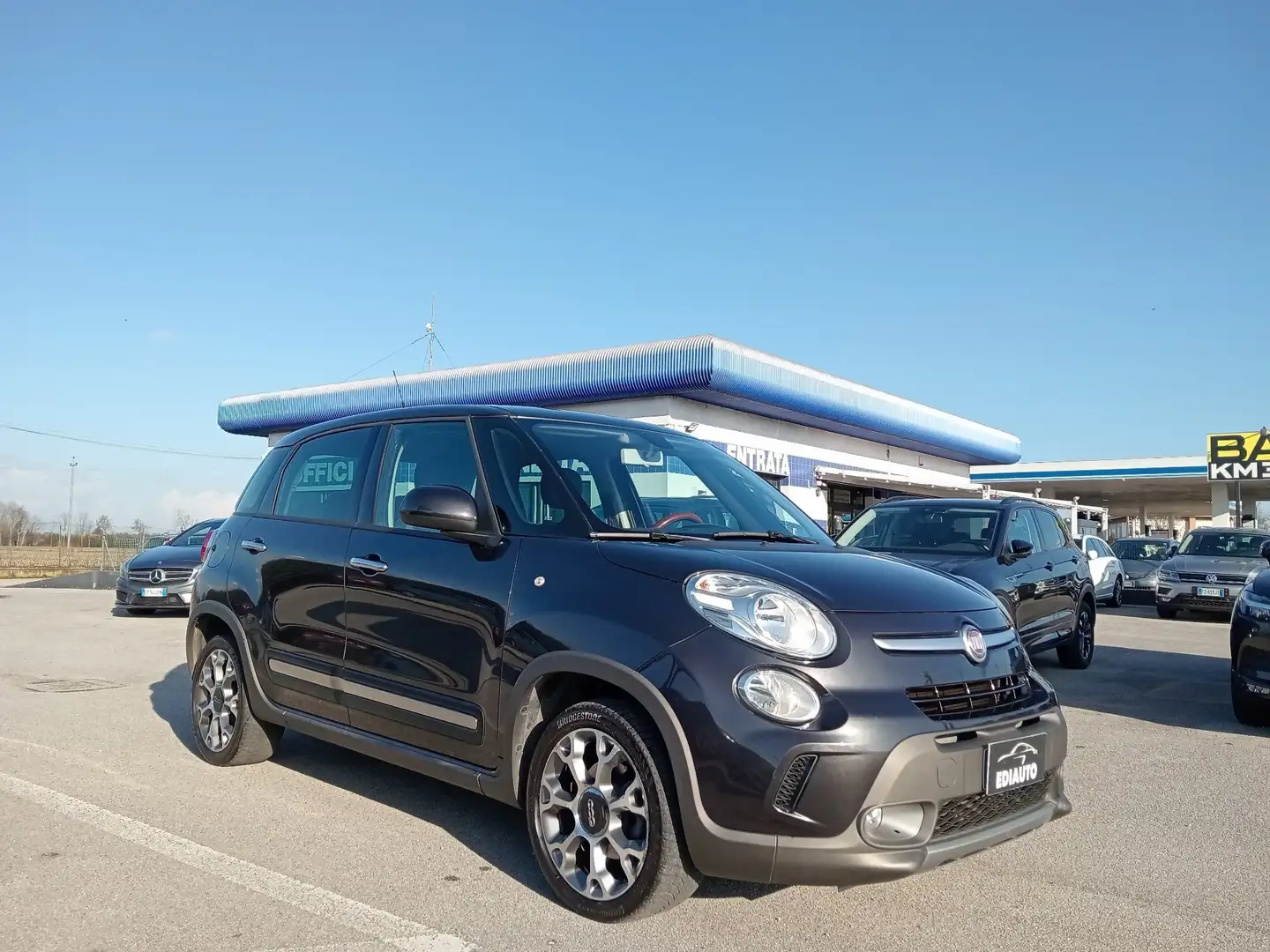 Fiat 500L 500L 1.3 mjt Trekking 85cv NEOPATENTATI Negro - 1